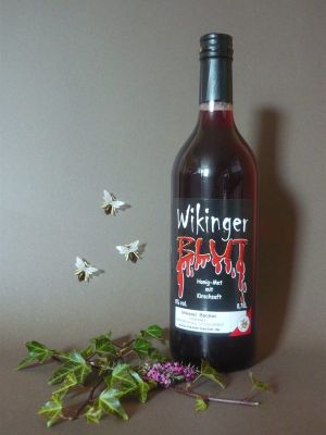 Wikingerblut, Met with Kirschsaft